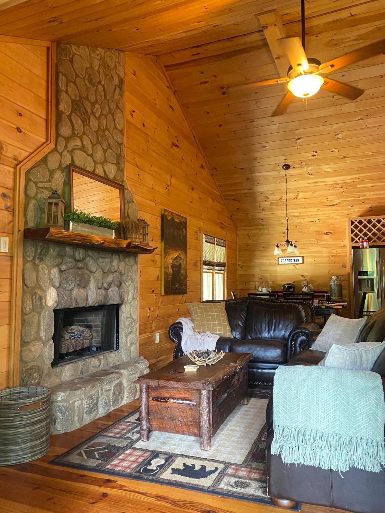 The Cozy Lazy Laurel With Year-Round Mountain Views, Hot Tub, Fire Pit Villa Cherry Log Bagian luar foto